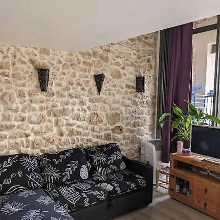 Jolie Maison De Village