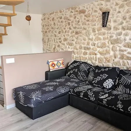Jolie Maison De Village